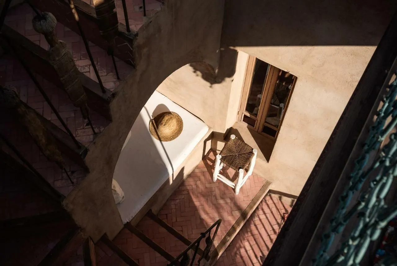 Riad Kbour & Chou Marrakesh